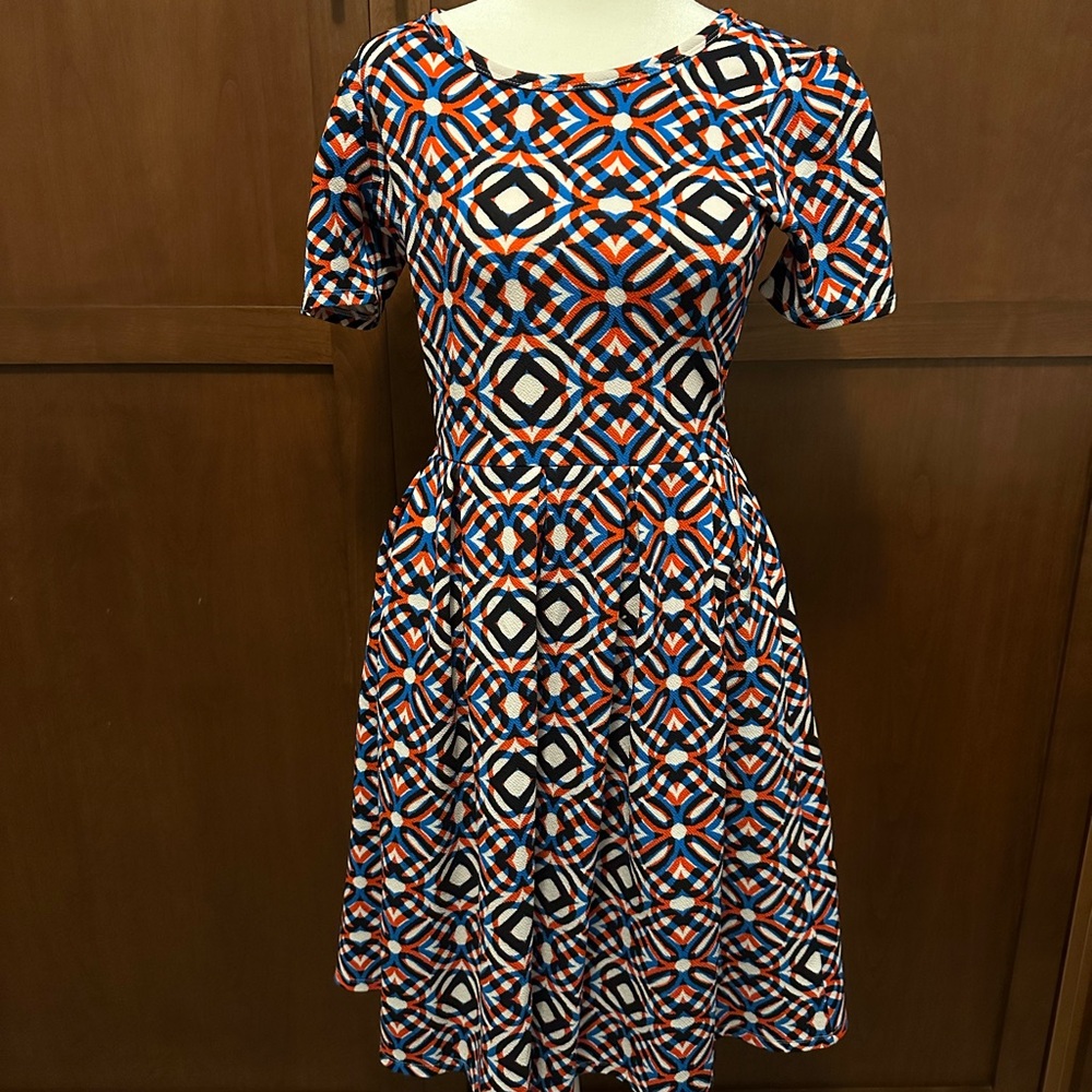 Lularoe Amelia Geometric Patterned Dress in Red, White Blue.  Small - Size 6